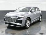 2023 Q4 e-tron Thumbnail 1