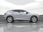 2023 Q4 e-tron Thumbnail 32