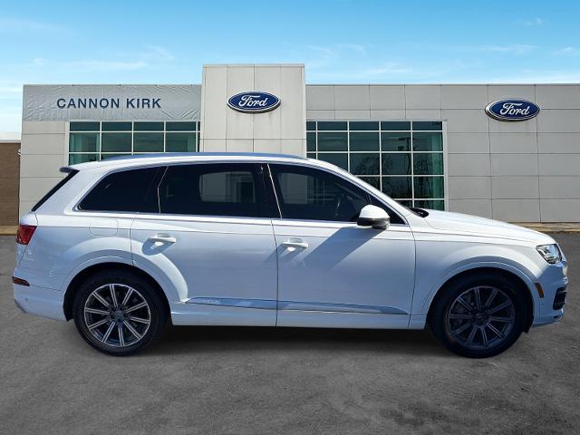 2019 Audi Q7 - $17,900
