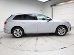 2017 Q7 Thumbnail 4