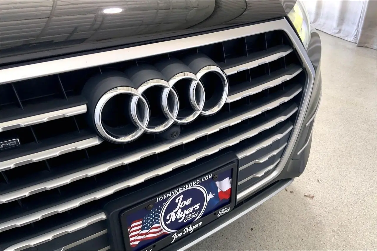 2017 Audi Q7 - $17,992