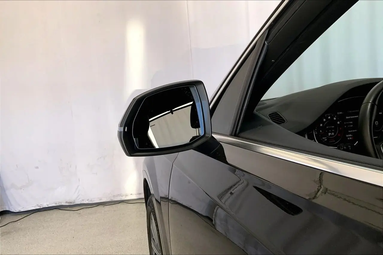 2017 Audi Q7 - $17,992