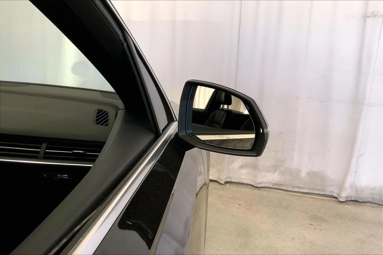 2017 Audi Q7 - $17,992