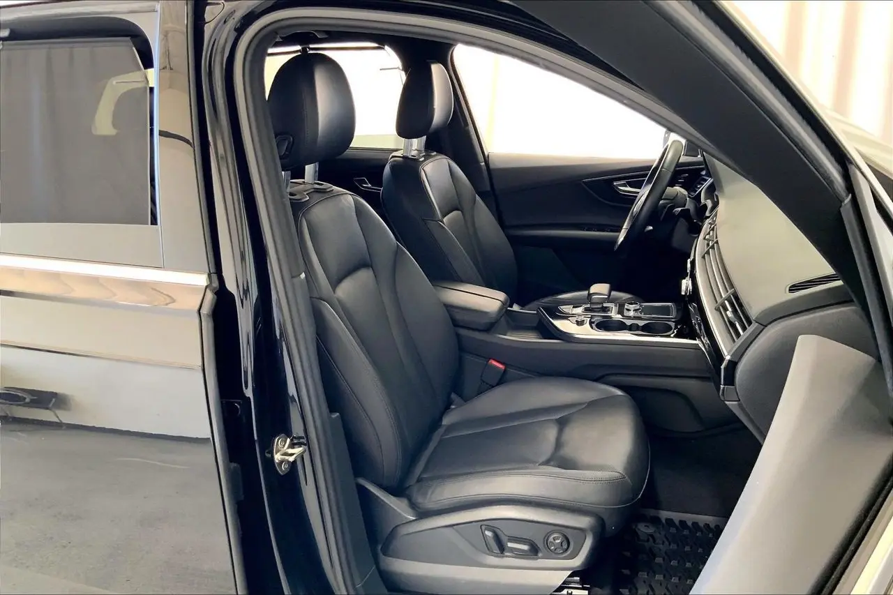 2017 Audi Q7 - $17,992