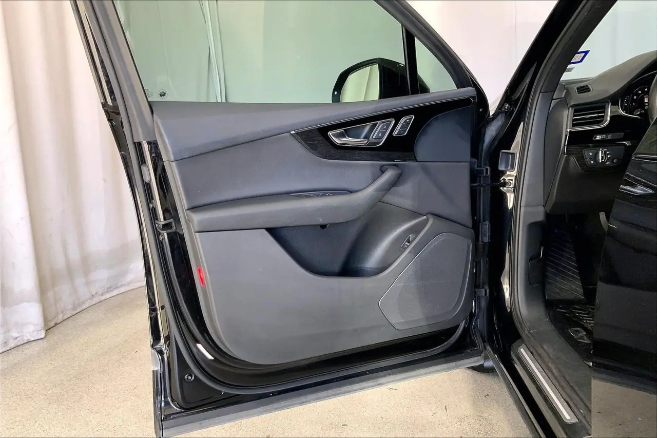 2017 Audi Q7 - $17,992