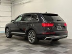 2017 Q7 Thumbnail 6