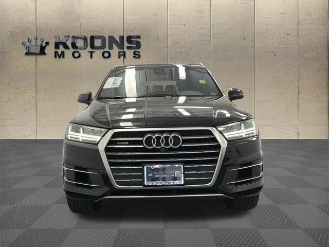 2017 Audi Q7 - $18,000
