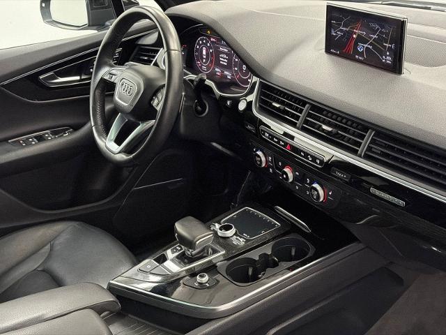 2017 Audi Q7 - $18,000