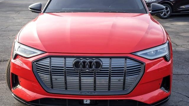 2019 Audi e-tron quattro Premium Plus