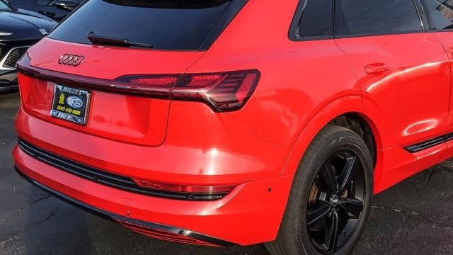 2019 Audi e-tron quattro Premium Plus