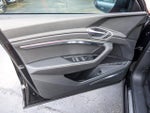 2019 e-tron Thumbnail 24