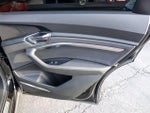 2019 e-tron Thumbnail 28