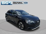 2022 e-tron Thumbnail 1