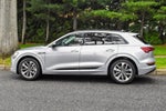 2021 e-tron Thumbnail 2
