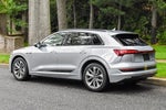 2021 e-tron Thumbnail 4