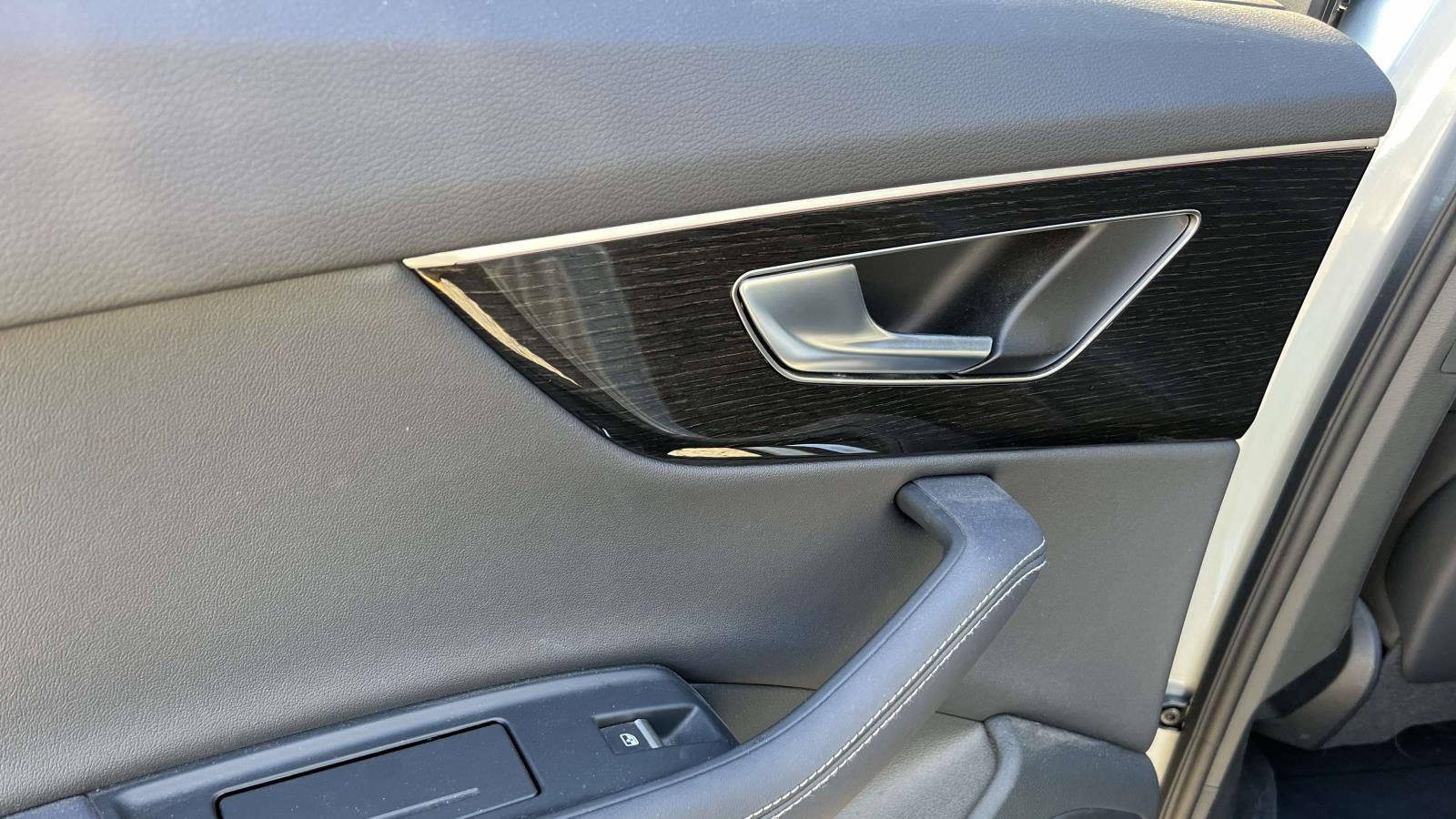 2025 Audi Q7 quattro Premium Plus 45 TFSI
