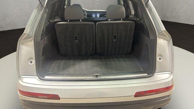2025 Audi Q7 quattro Premium Plus 45 TFSI