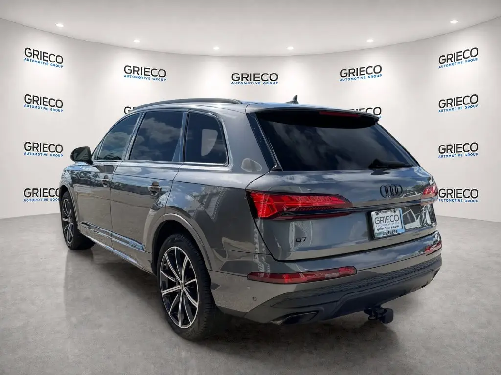 2025 Audi Q7 - $45,217