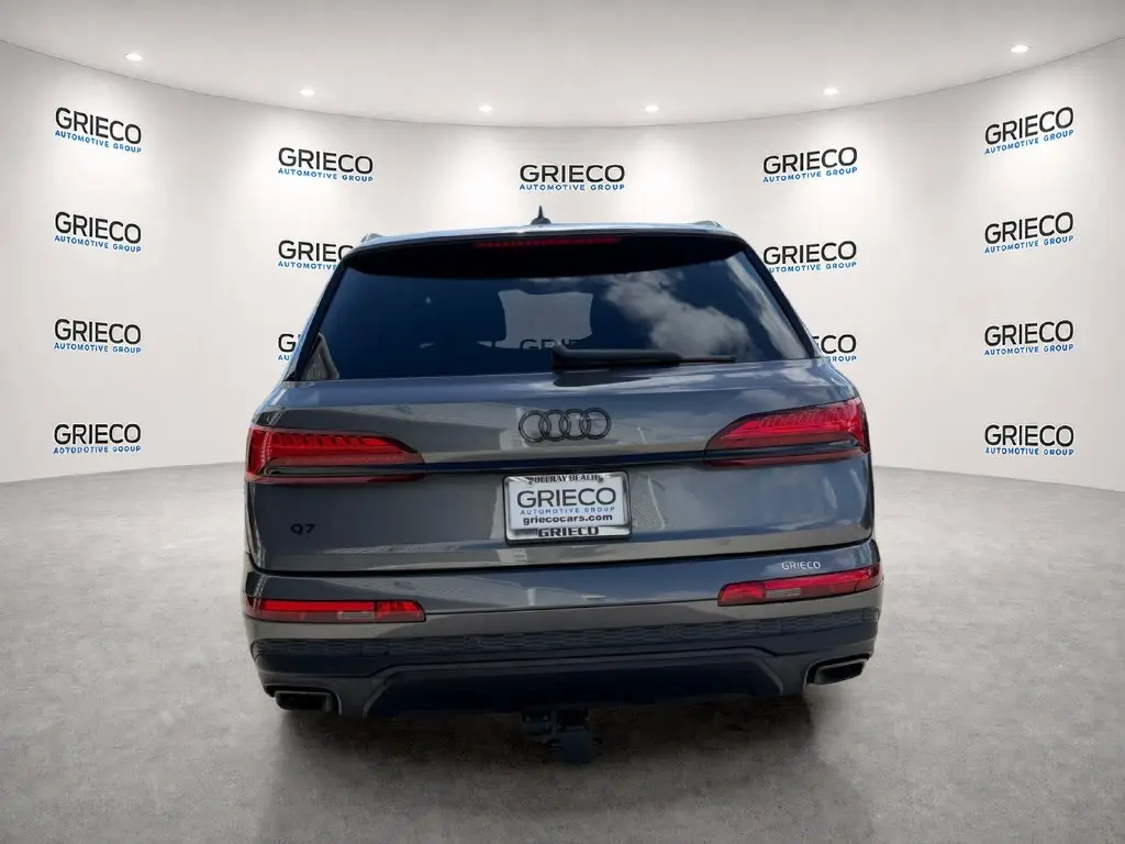 2025 Audi Q7 - $45,217