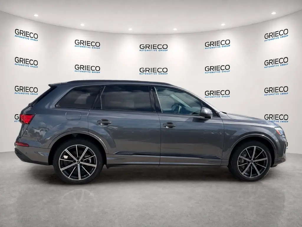 2025 Audi Q7 - $45,217