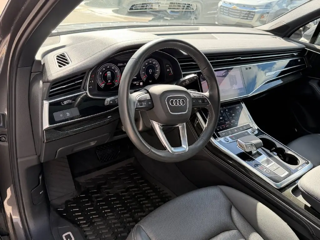 2025 Audi Q7 - $45,217