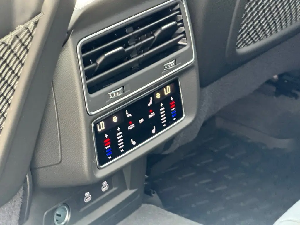 2025 Audi Q7 - $45,217