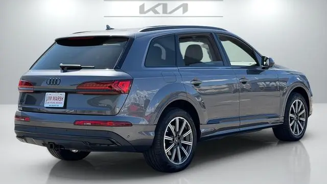 2023 Audi Q7 quattro Premium Plus 45 TFSI