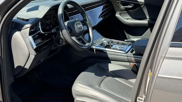 2023 Audi Q7 quattro Premium Plus 45 TFSI