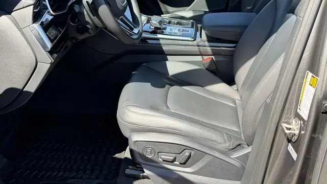 2023 Audi Q7 quattro Premium Plus 45 TFSI