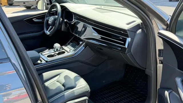 2023 Audi Q7 quattro Premium Plus 45 TFSI