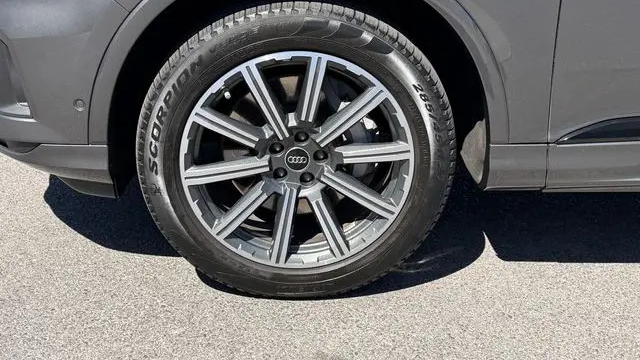2023 Audi Q7 quattro Premium Plus 45 TFSI