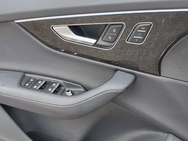 2023 Audi Q7 - $31,501