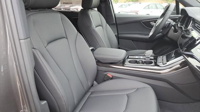 2026 Audi Q7 quattro Premium Plus 45 TFSI