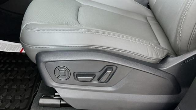 2026 Audi Q7 quattro Premium Plus 45 TFSI