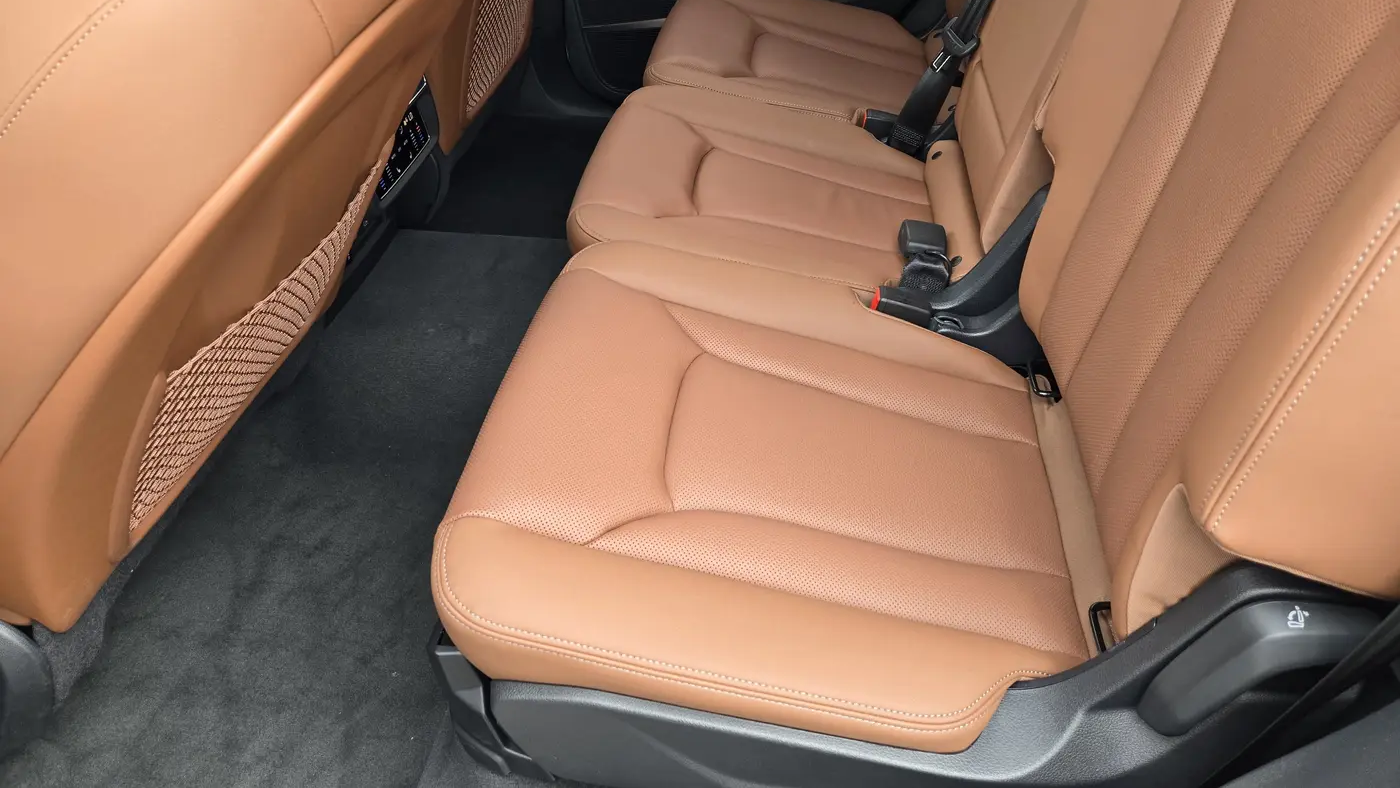2026 Audi Q7 quattro Premium Plus 45 TFSI