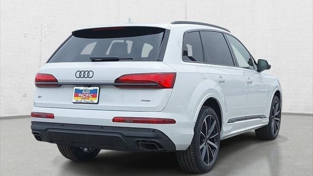 2026 Audi Q7 quattro Premium Plus 45 TFSI
