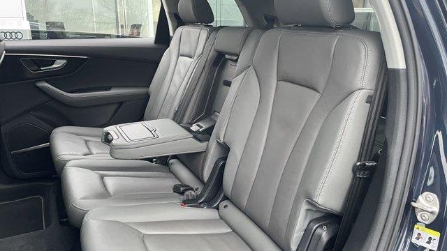 2025 Audi Q7 quattro Premium Plus 45 TFSI