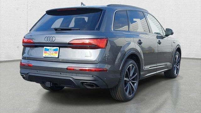 2026 Audi Q7 quattro Premium Plus 45 TFSI