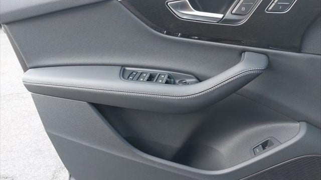 2026 Audi Q7 quattro Premium Plus 45 TFSI