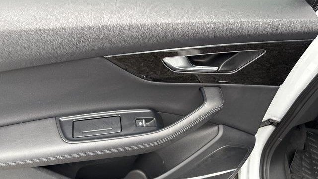 2023 Audi Q7 quattro Premium Plus 45 TFSI