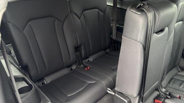 2023 Audi Q7 quattro Premium Plus 45 TFSI