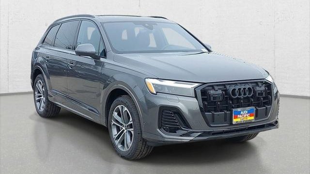 2026 Audi Q7 quattro Premium Plus 45 TFSI
