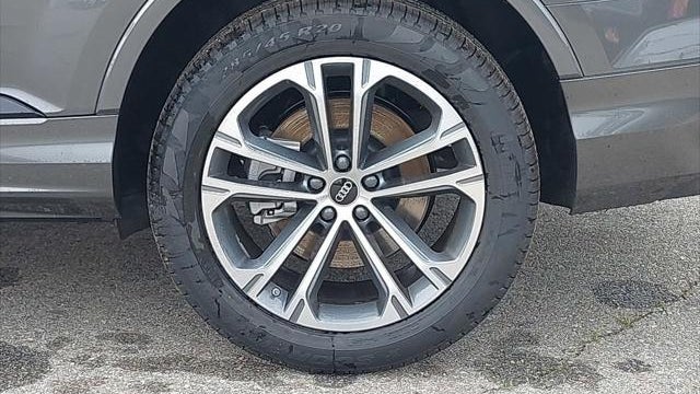 2026 Audi Q7 quattro Premium Plus 45 TFSI
