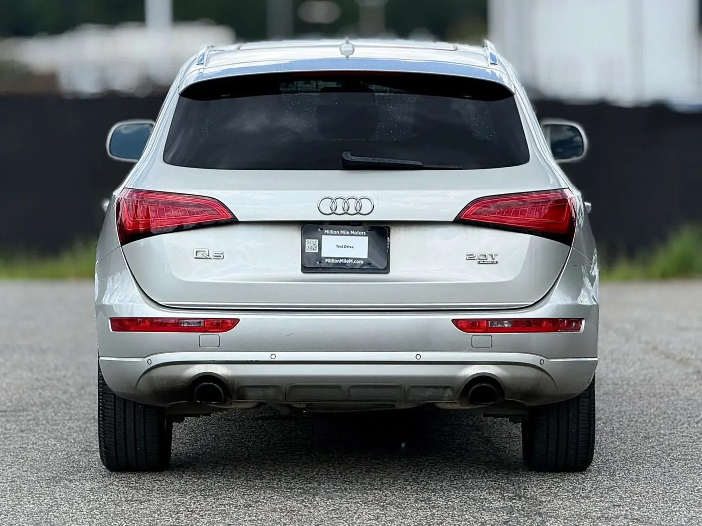 2015 Audi Q5 - $9,950