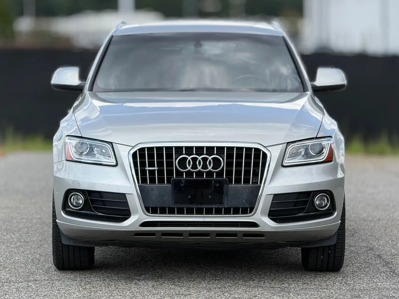 2015 Audi Q5 - $9,950