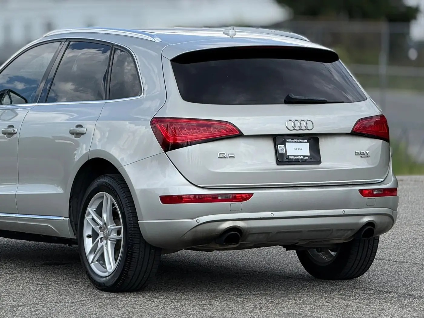 2015 Audi Q5 - $9,950