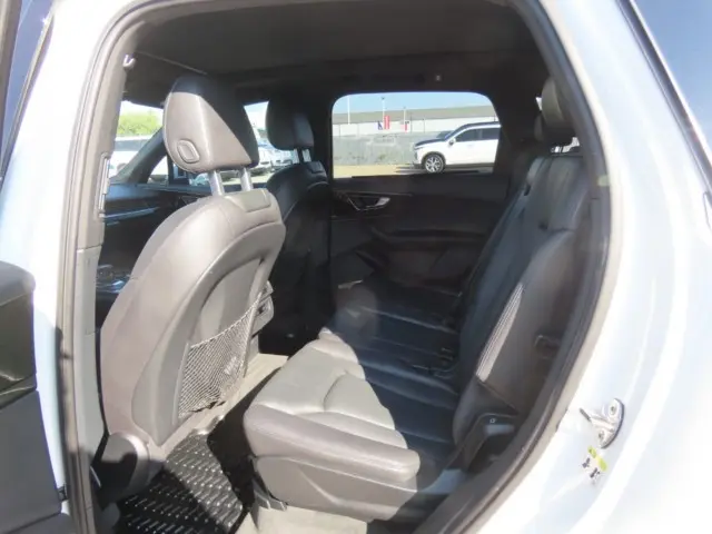 2017 Audi Q7 - $14,911