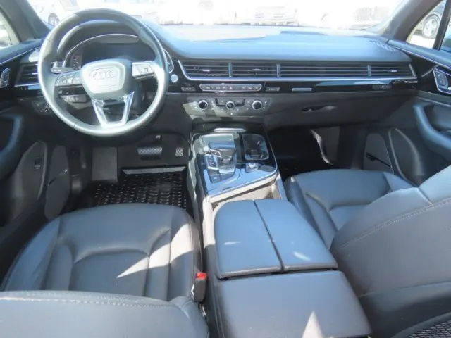 2017 Audi Q7 - $14,911