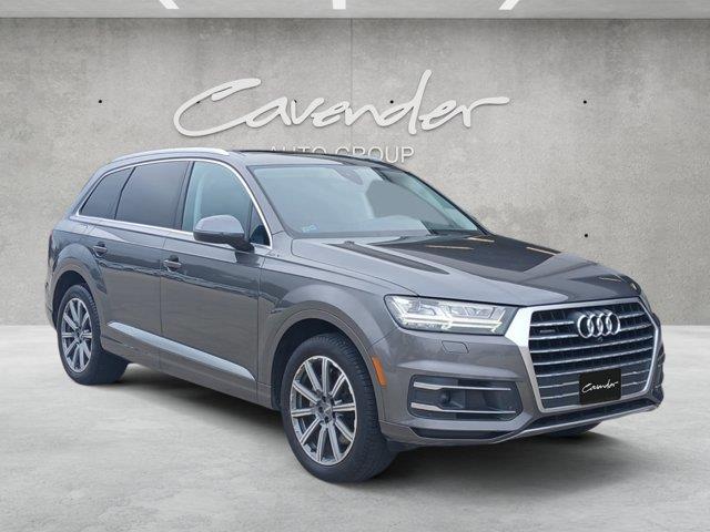 2018 Audi Q7 2.0T quattro Premium Plus — photo 1 of 12