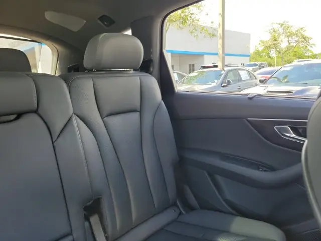 2021 Audi Q7 - $24,004
